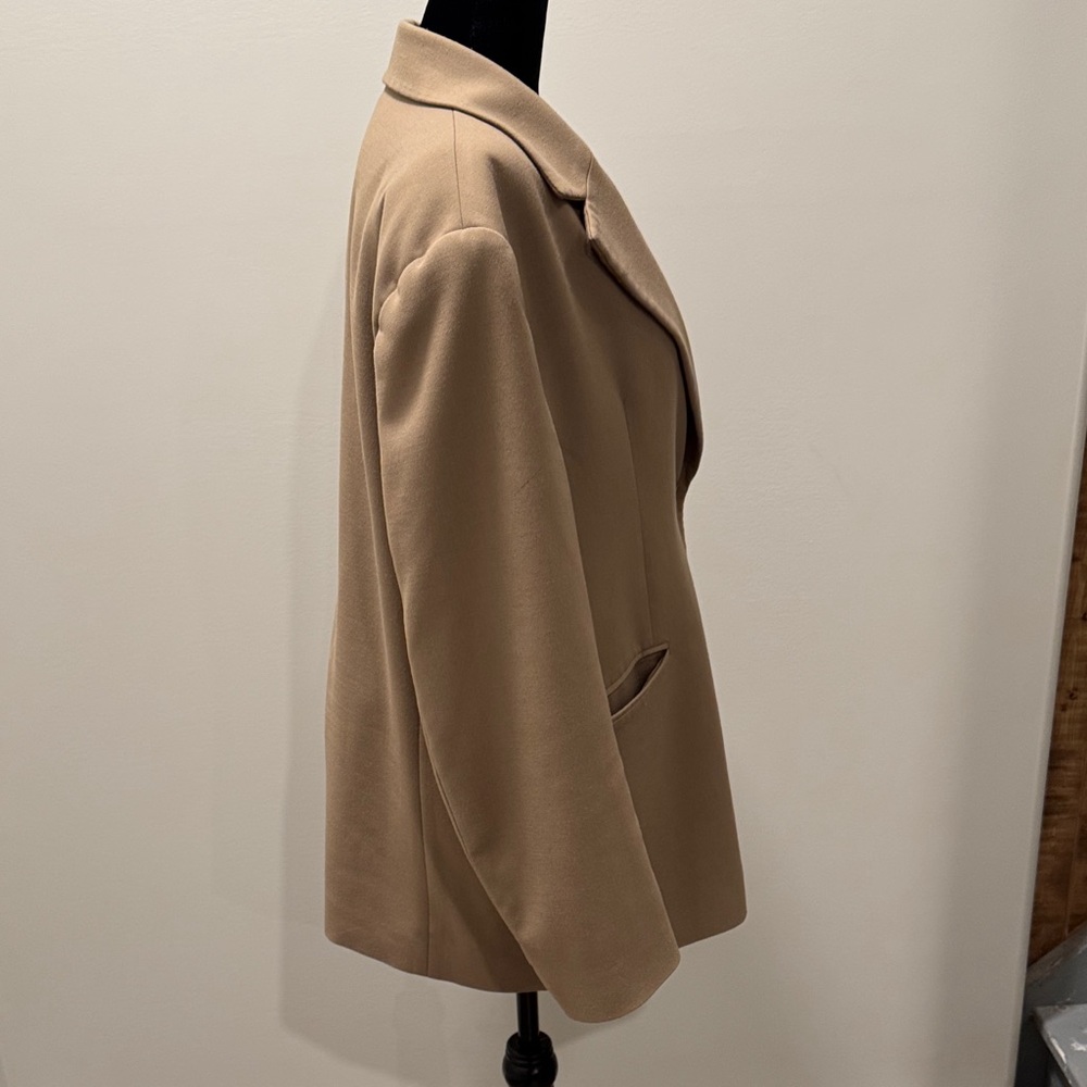 OAK + FORT Classic Beige Blazer - Picture 2 of 5